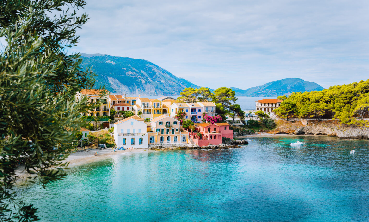 an image that shows the beauty of Assos Village Kefalonia.